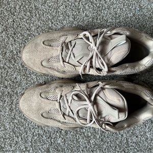 Yeezy 500 Light Taupe size 14